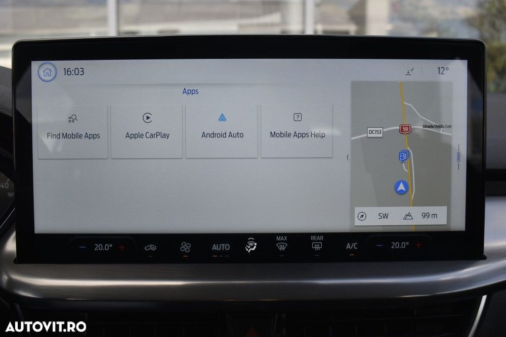 Ford Focus 1.0 EcoBoost 6MT MHEV Titanium - 29