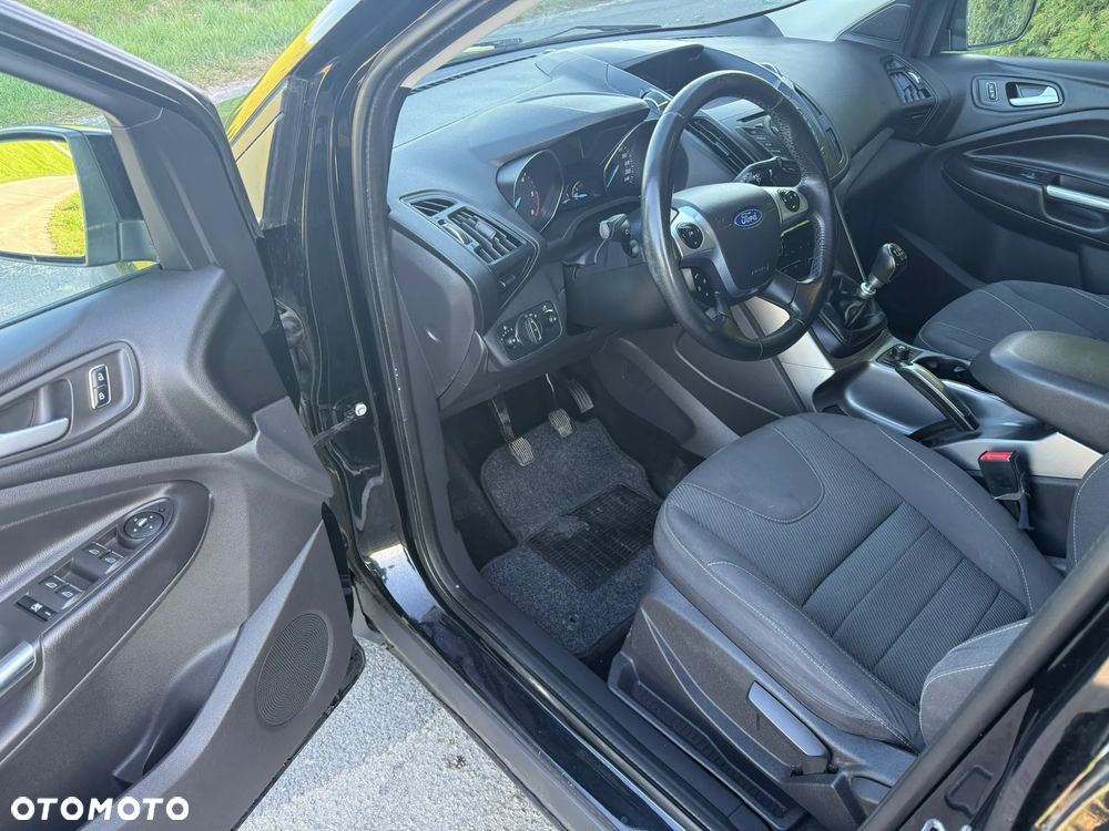 Ford Kuga 2.0 TDCi 2x4 SYNC - 13