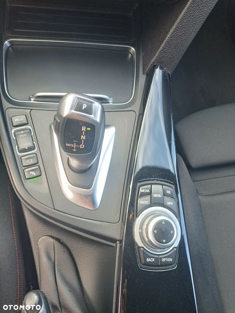BMW Seria 4 418d Sport Line - 15