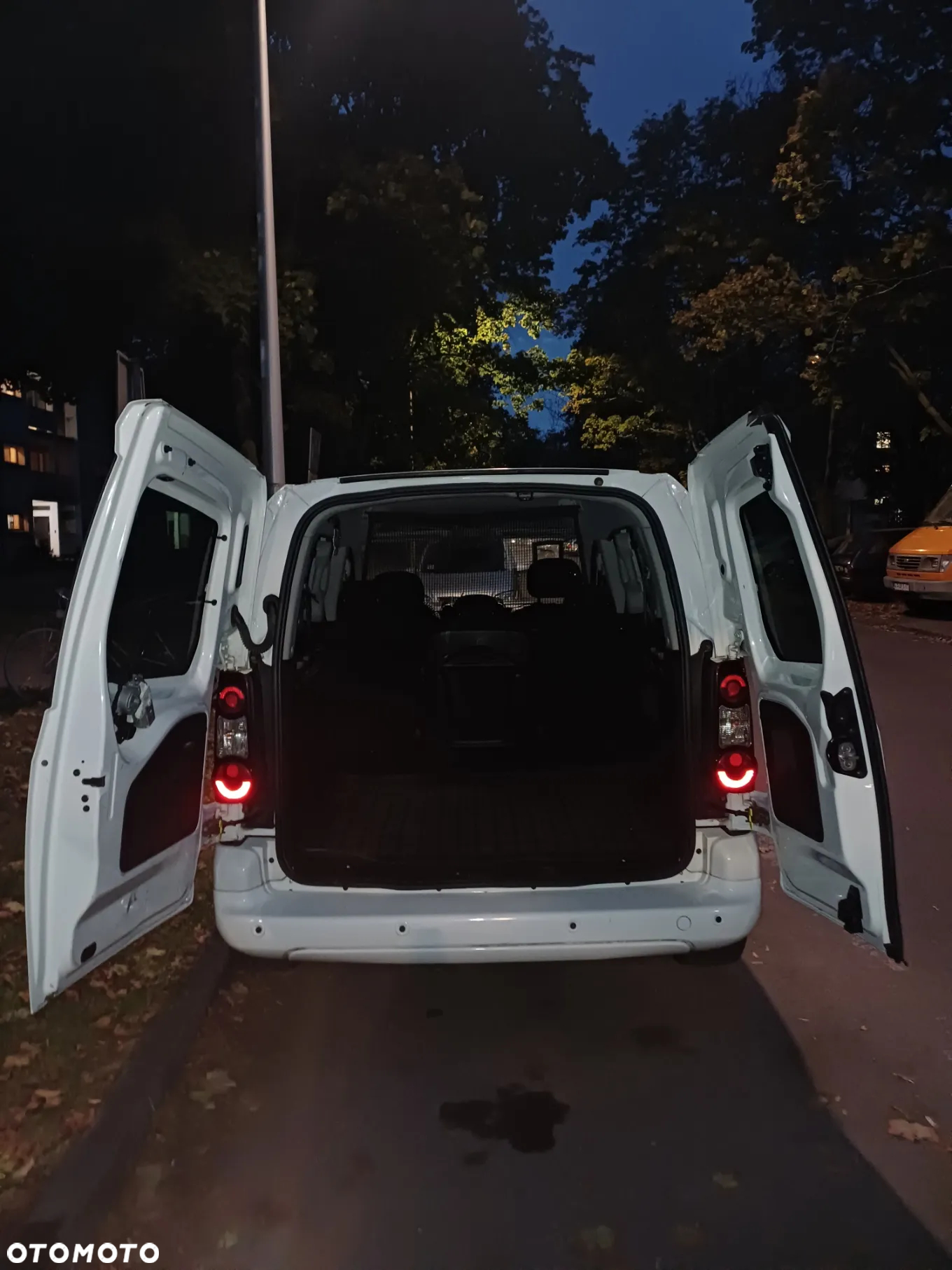 Peugeot Partner 1.6 BlueHDi Active - 15