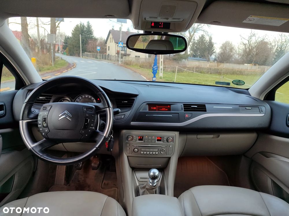 Citroën C5 2.0 HDi Exclusive - 10