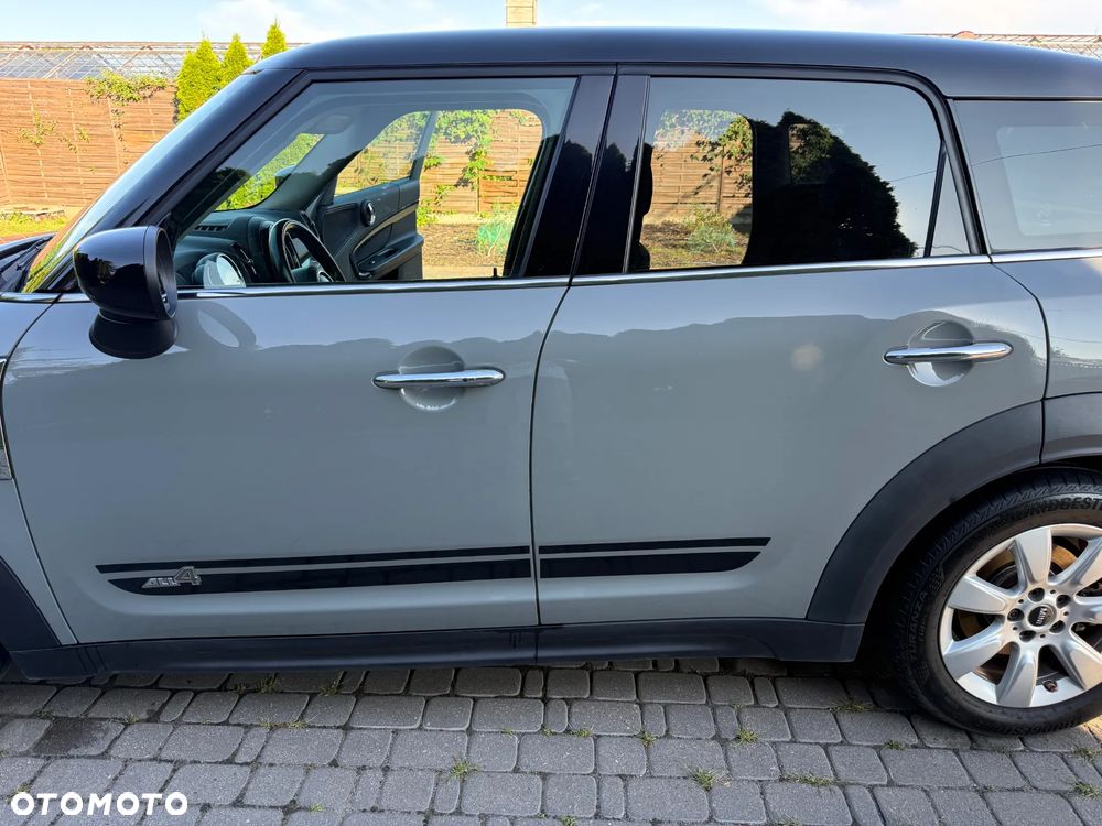 MINI Countryman Cooper SE ALL4 - 4