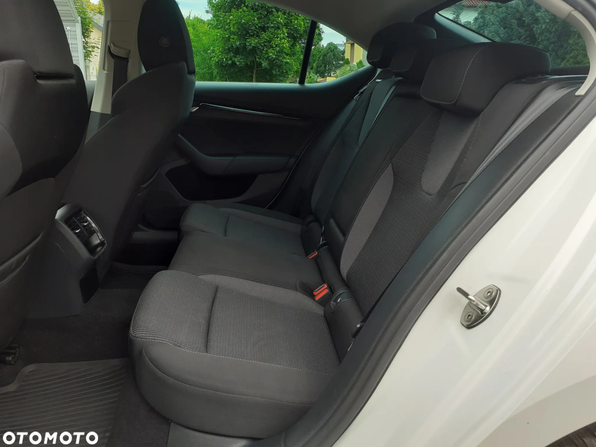 Skoda Octavia 1.5 TSI ACT Ambition - 23