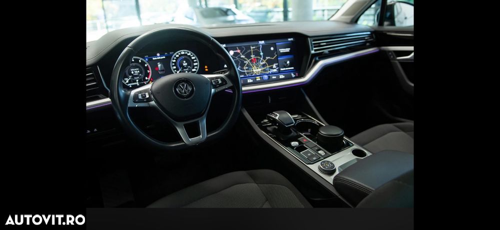 Volkswagen Touareg - 8