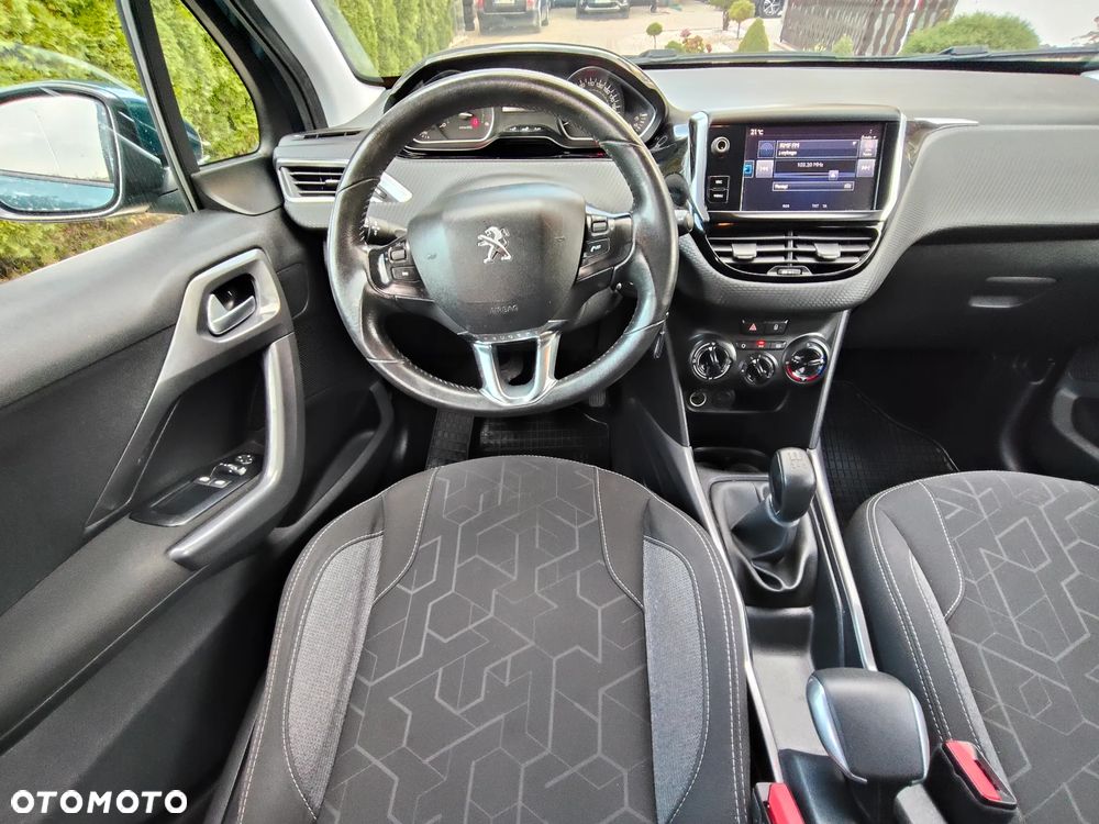 Peugeot 2008 - 23