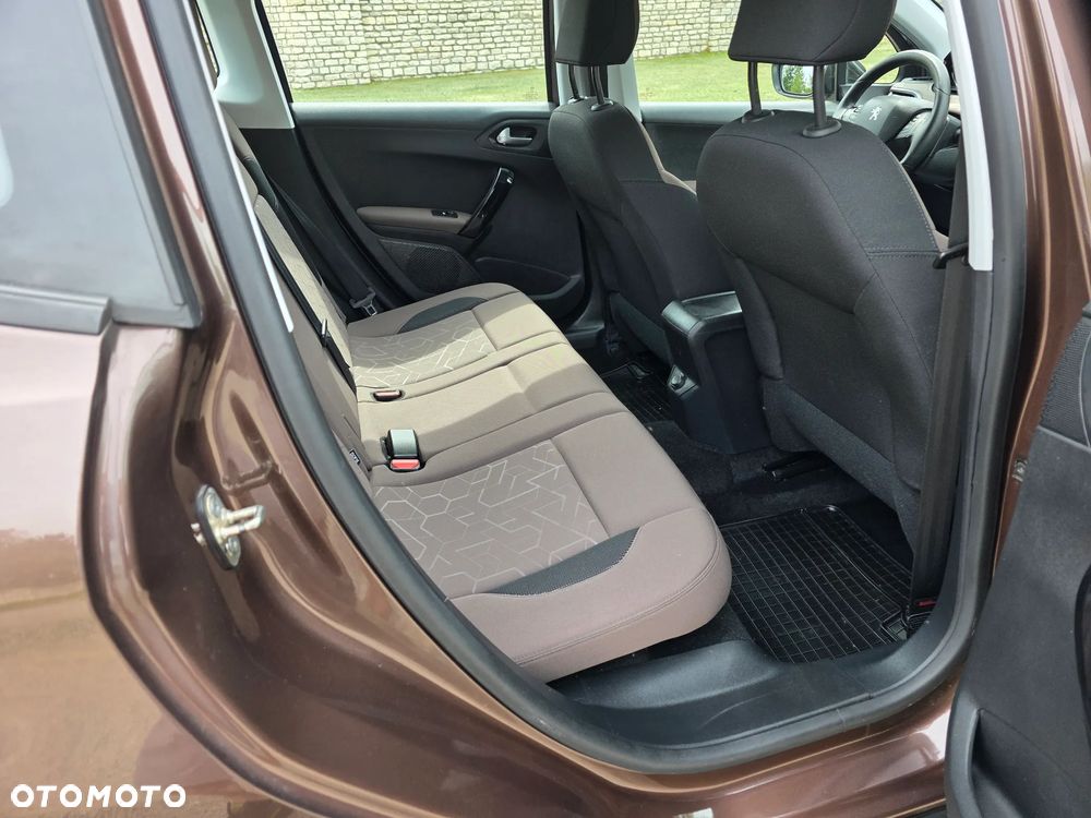 Peugeot 2008 PureTech 82 Active - 10