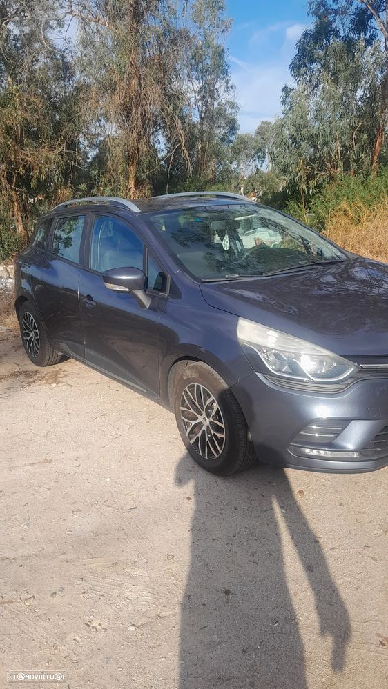 Renault Clio Sport Tourer TCe 90 Limited - 6