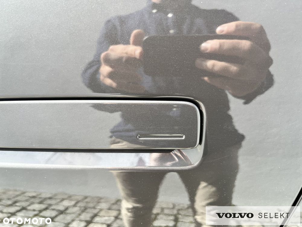 Volvo EX90 - 10