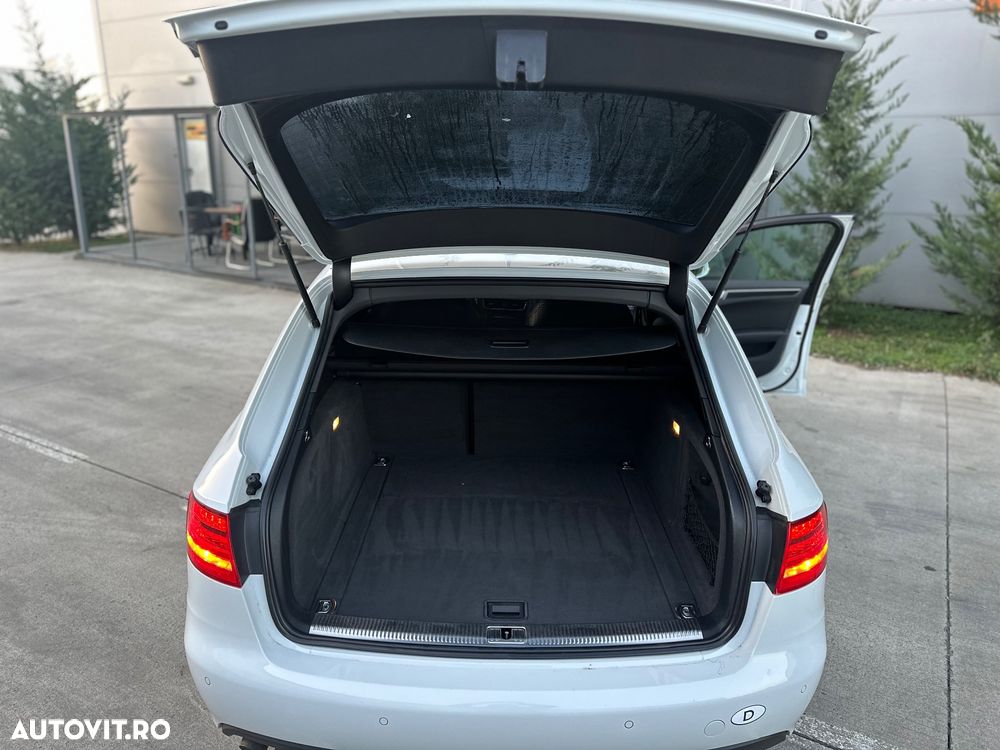 Audi A4 2.0 TDI DPF S line Sportpaket - 15