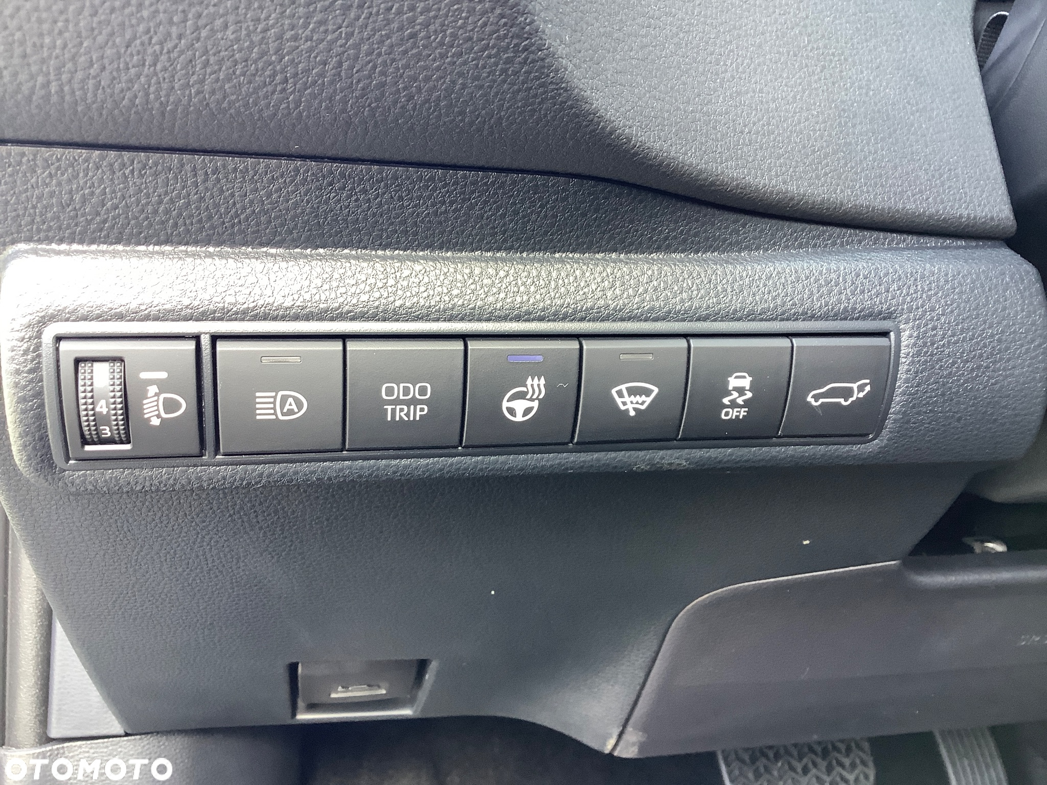 Toyota Corolla 1.8 Hybrid Style - 15