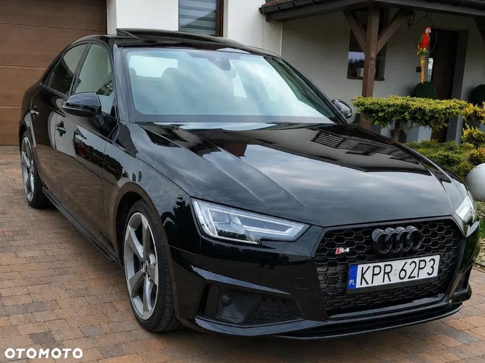 Audi S4 Limousine - 1