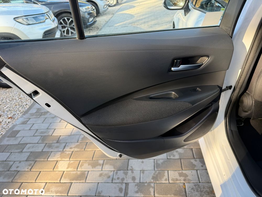 Toyota Corolla 1.8 Hybrid GPF Comfort - 29