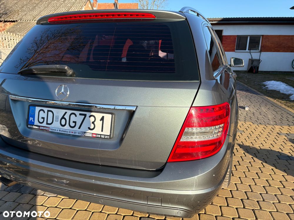 Mercedes-Benz Klasa C 220 CDI DPF Automatik BlueEFFICIENCY Avantgarde - 3
