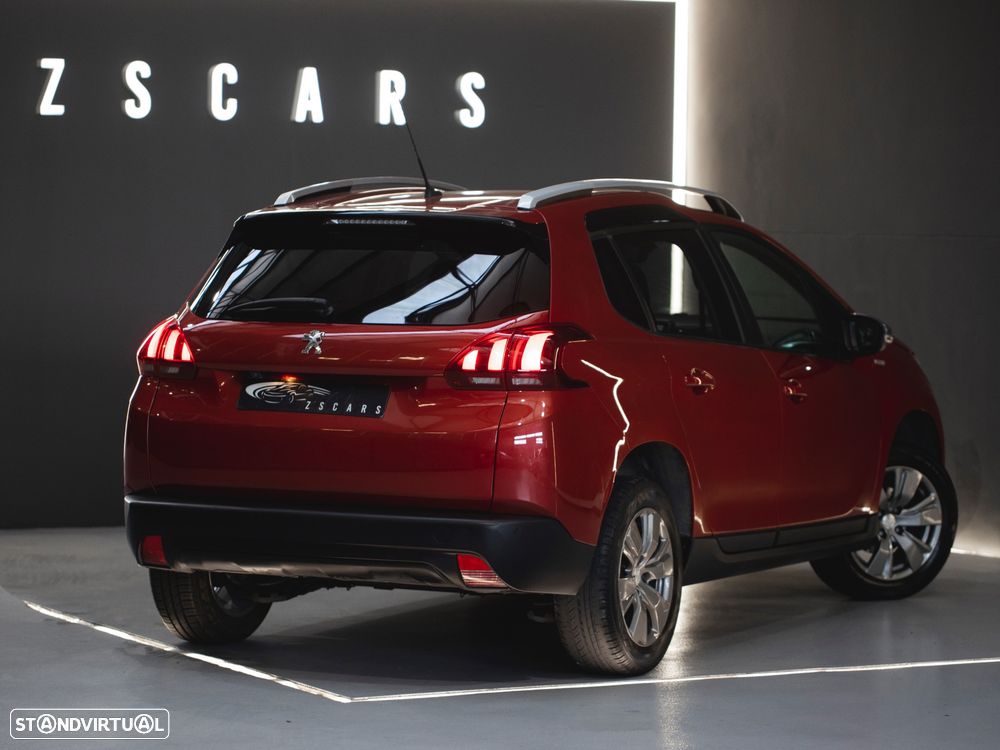 Peugeot 2008 1.2 PureTech Style - 6