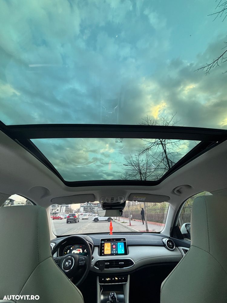 MG HS 1.5 T-GDi 7DCT Exclusive - 11