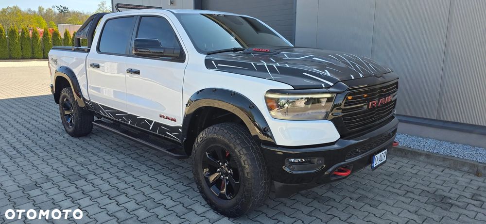 Dodge RAM - 6