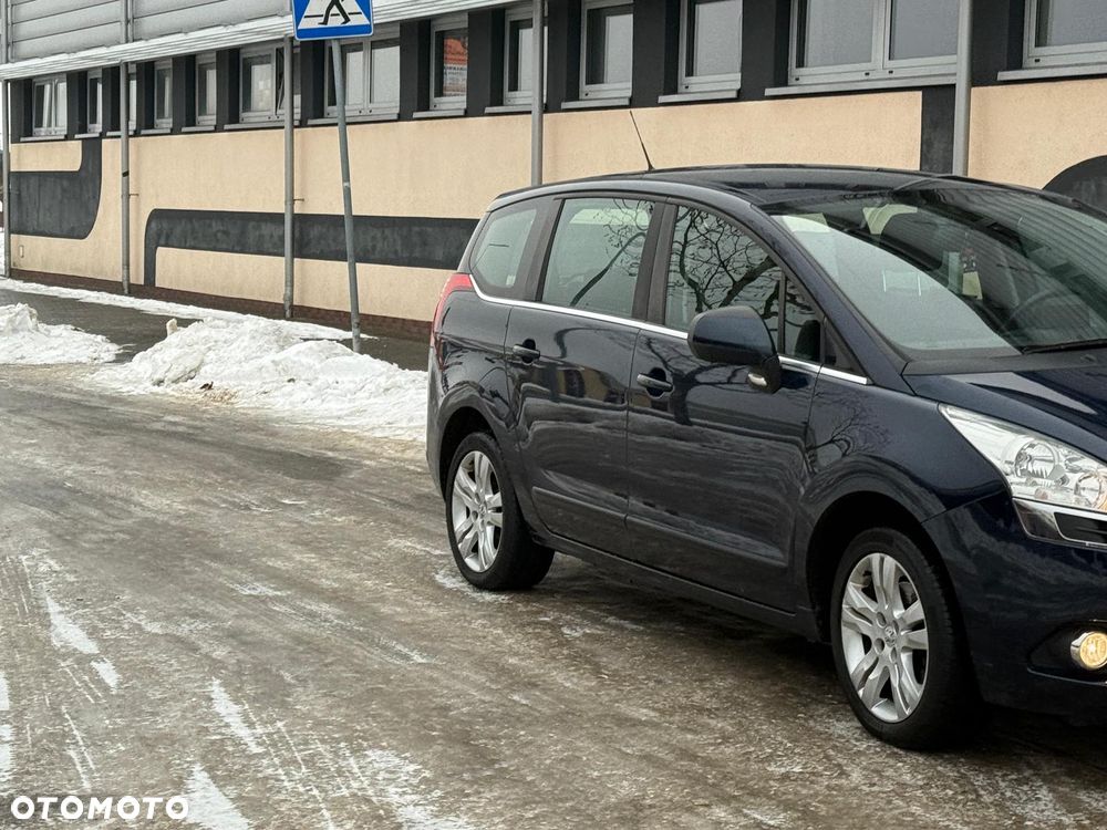 Peugeot 5008 - 19