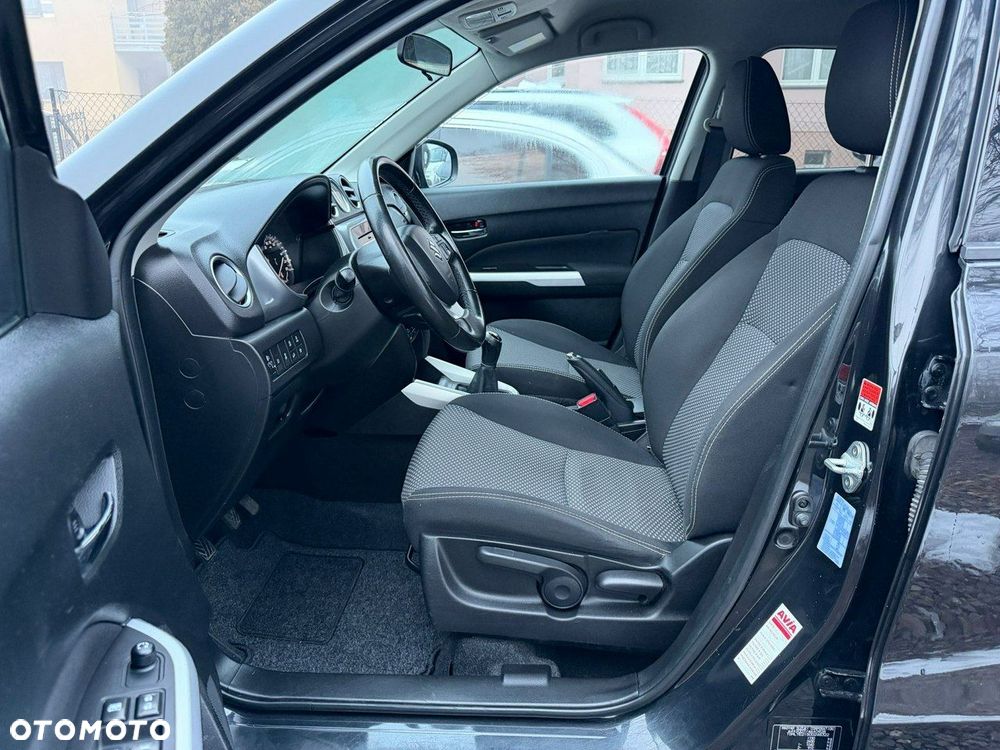 Suzuki Vitara 1.6 (4x4) Allgrip Comfort+ - 12