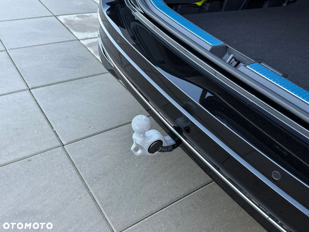 Volkswagen Passat 2.0 TDI SCR Elegance DSG - 10