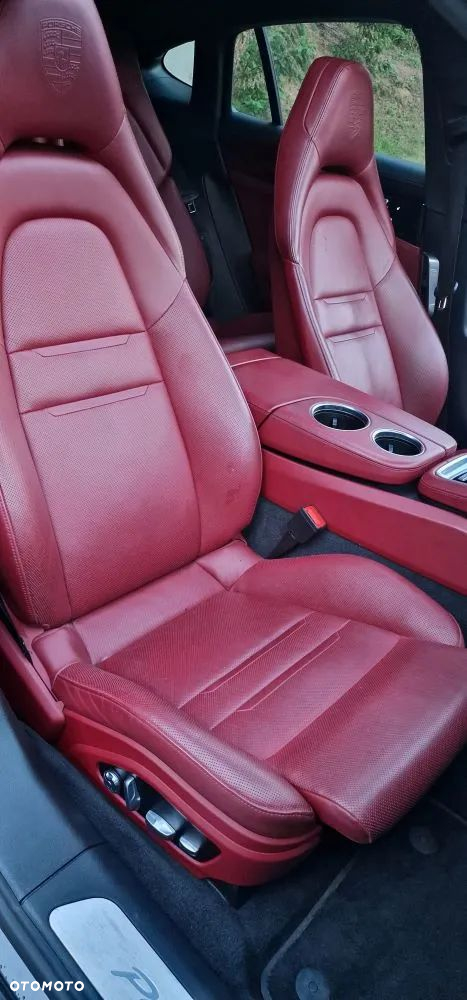 Porsche Panamera 4S - 16