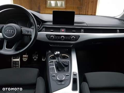Audi A4 Avant 2.0 TDI Sport - 4