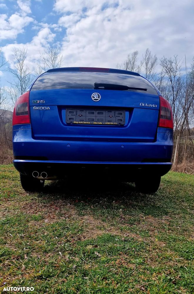 Skoda Octavia 2.0 TDI RS - 24