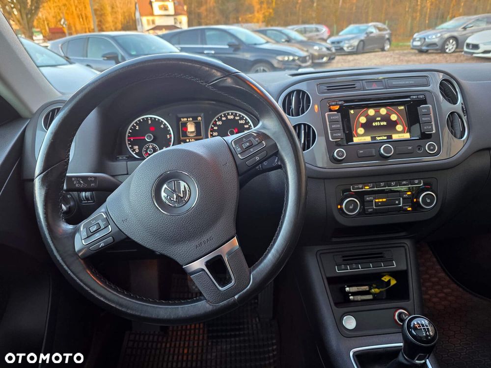 Volkswagen Tiguan - 10