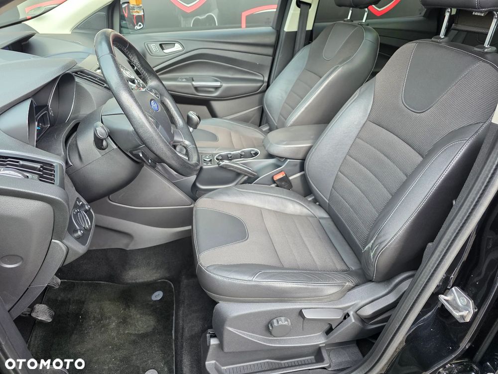 Ford Kuga 2.0 TDCi 2x4 Titanium - 13
