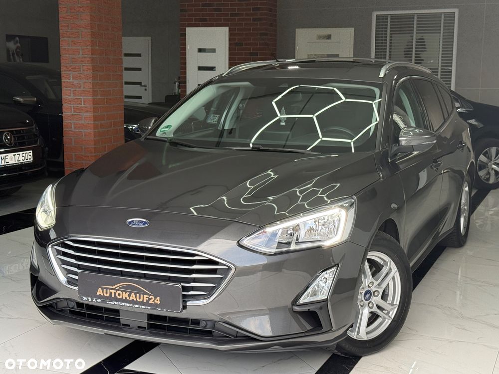 Ford Focus 1.0 EcoBoost Hybrid TITANIUM - 5