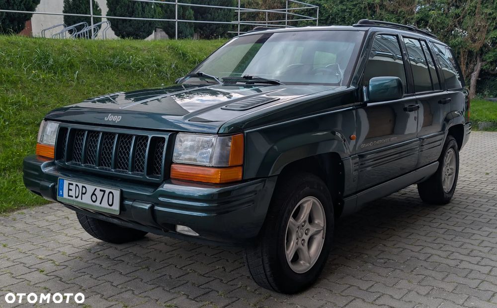 Jeep Grand Cherokee - 9