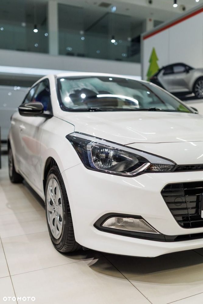 Hyundai i20 - 11