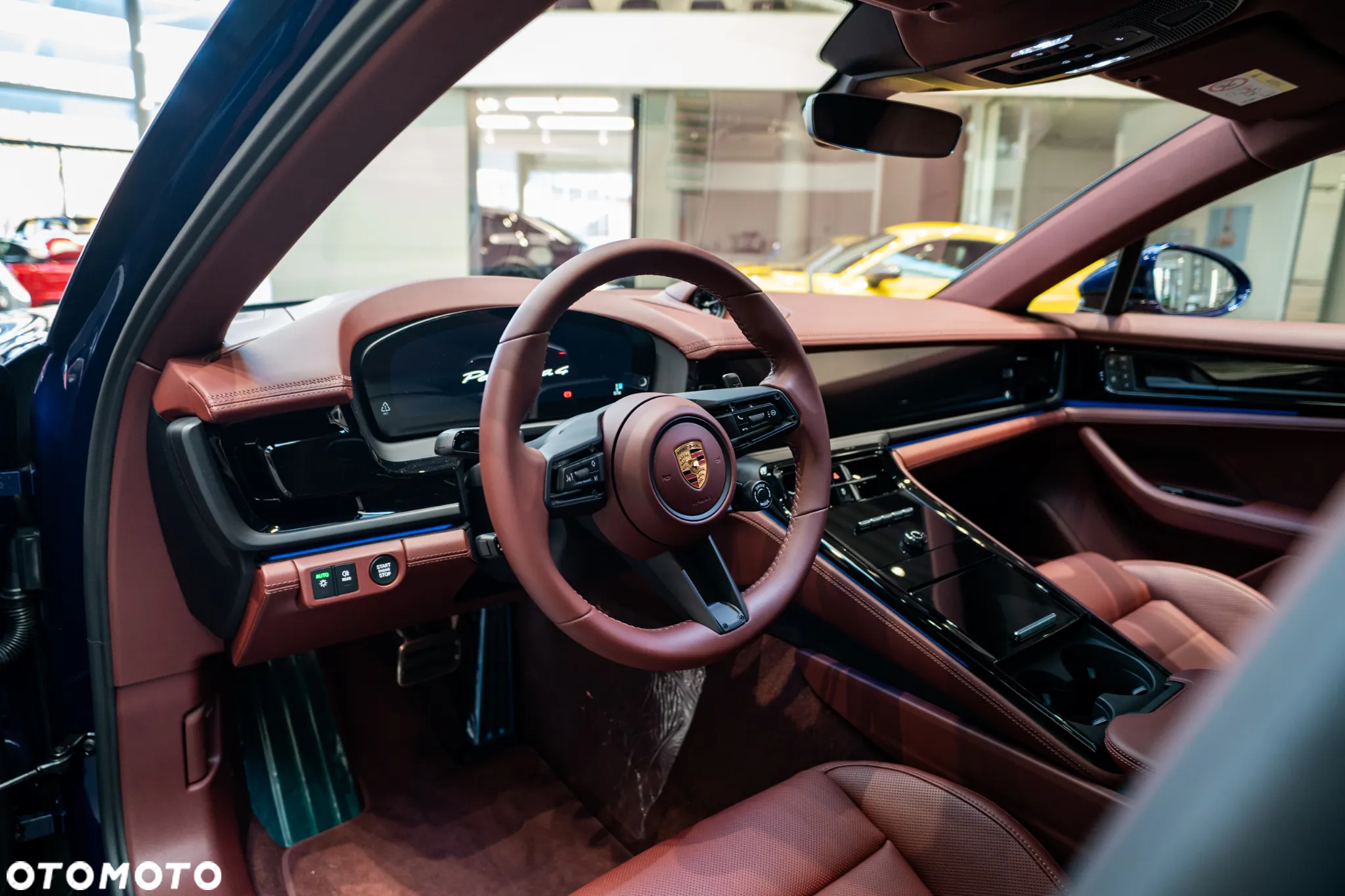 Porsche Panamera 4 - 11