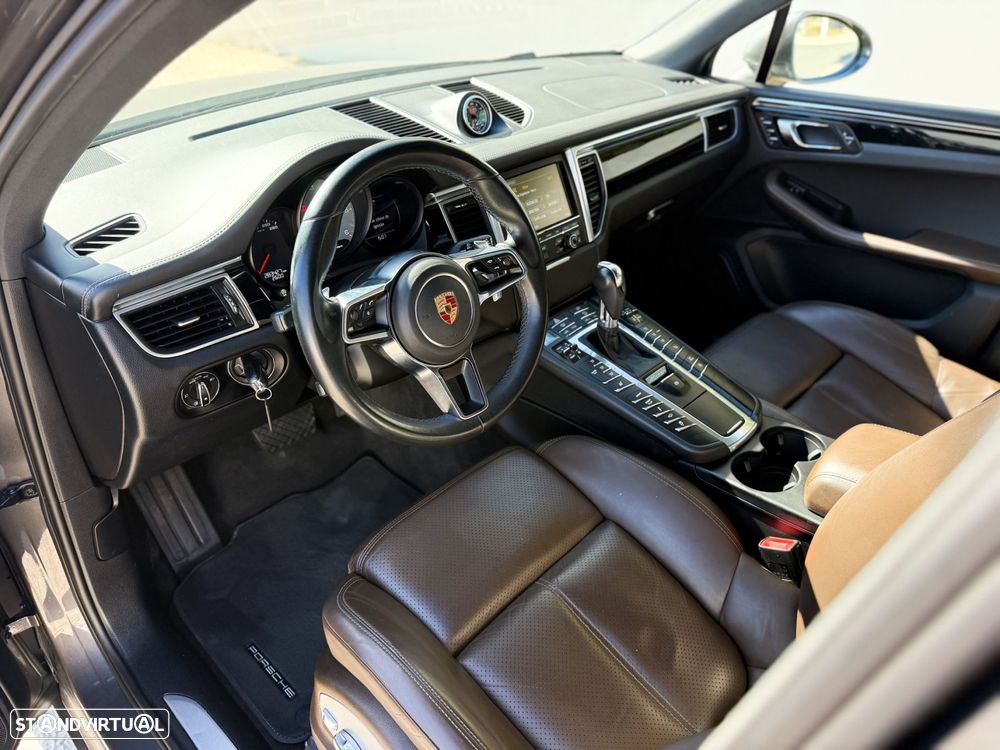 Porsche Macan S - 28