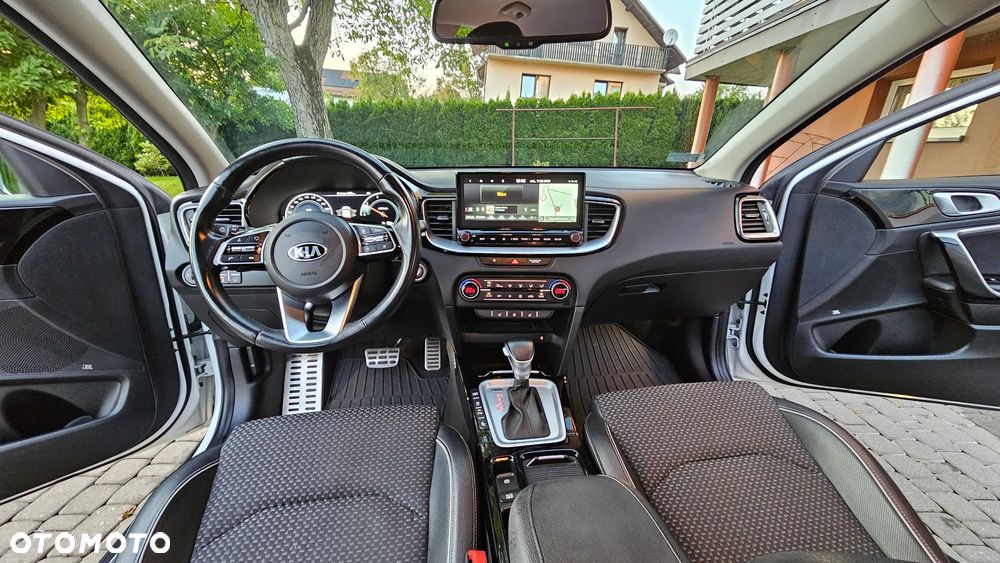 Kia XCeed 1.6 CRDi mHEV L Business Line DCT - 13