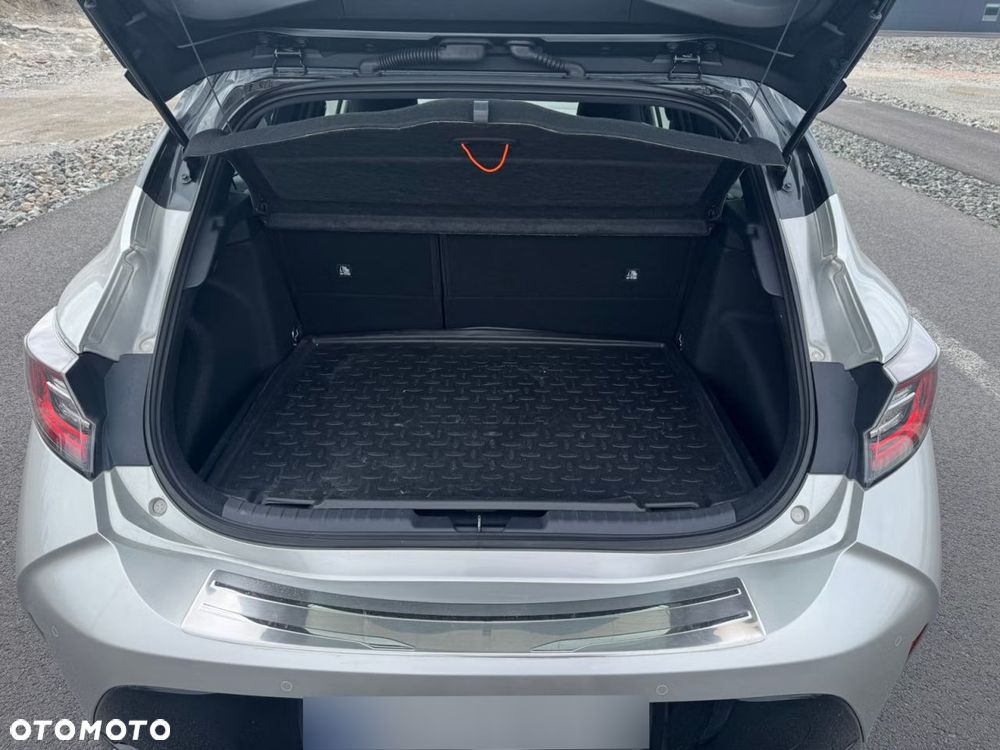 Toyota Corolla 2.0 Hybrid GR Sport - 12