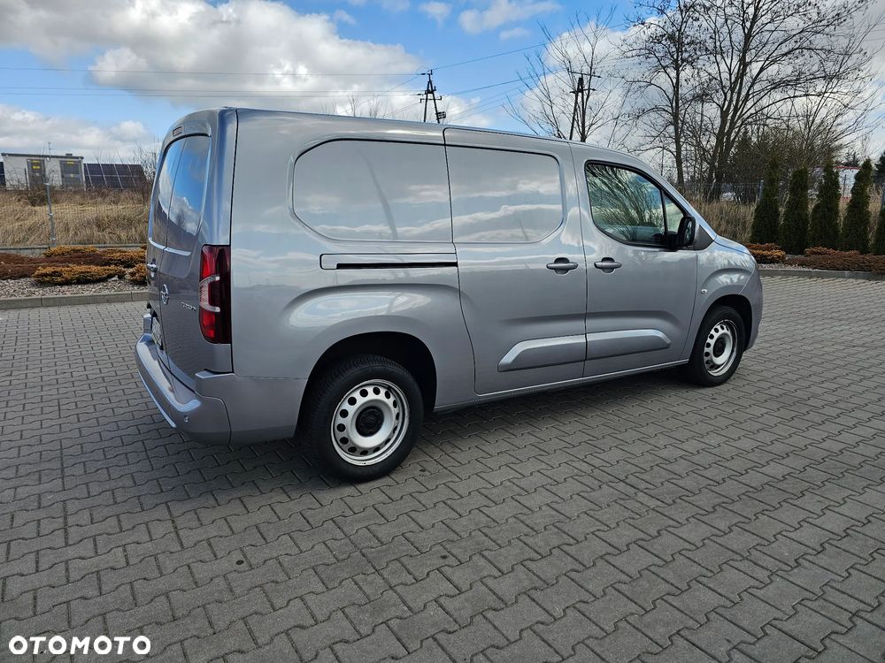 Opel COMBO - 8