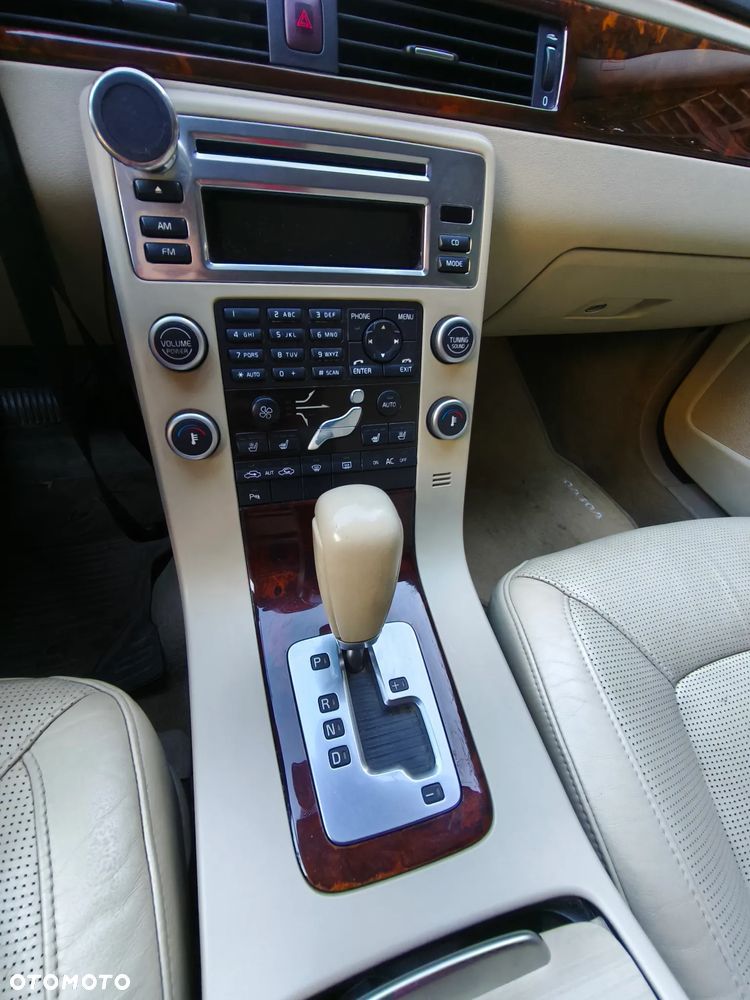 Volvo V70 3.2 Summum - 22