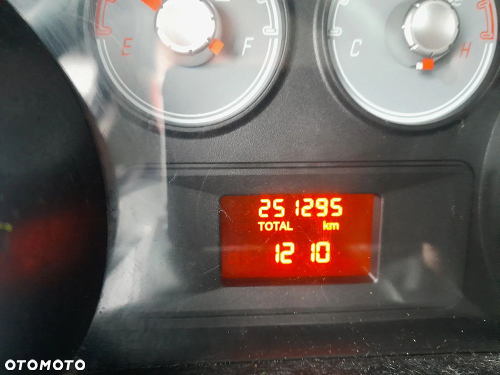 Fiat Grande Punto 1.4 8V - 12