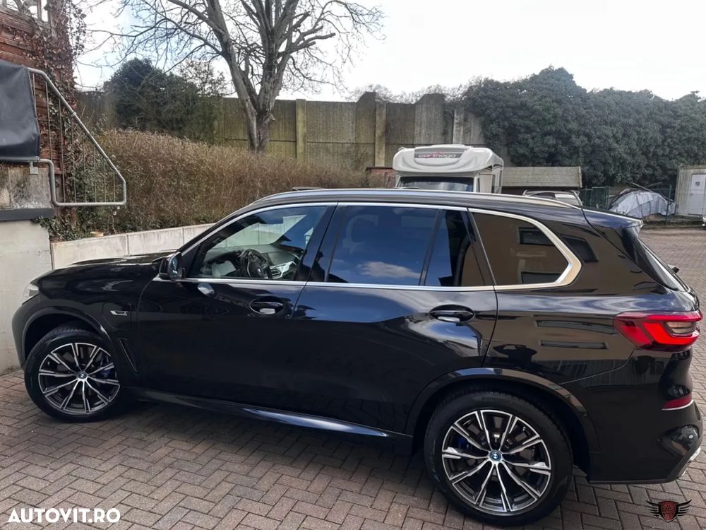 BMW X5 xDrive45e - 32
