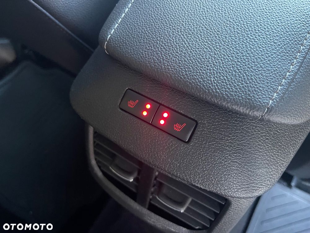 Ford Mondeo 2.0 Hybrid Titanium - 18