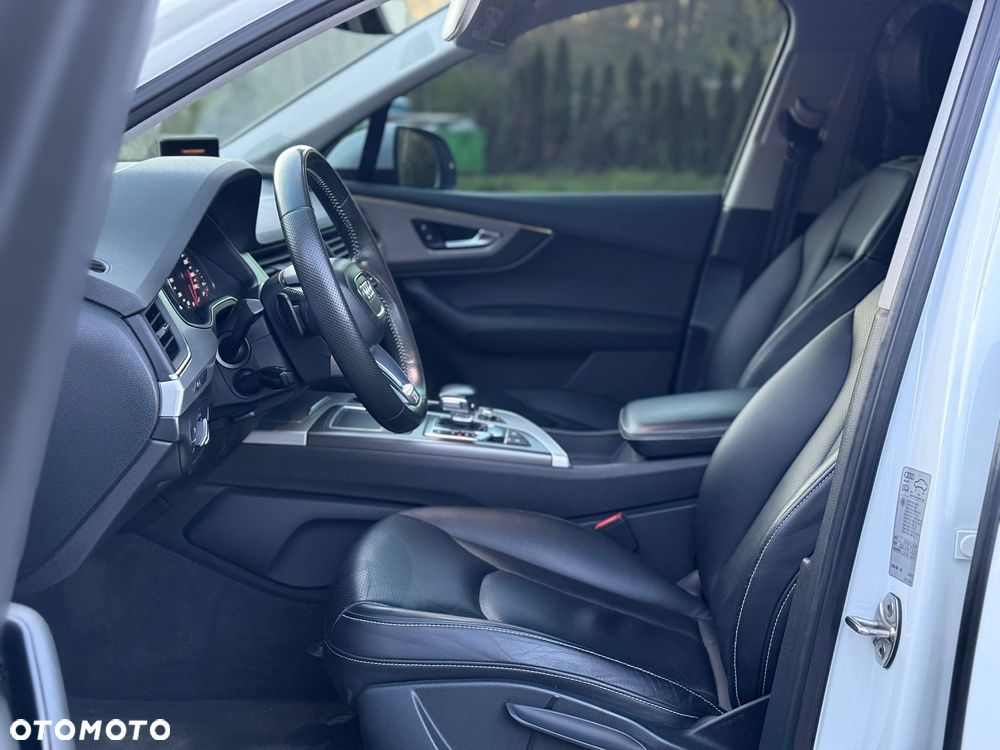 Audi Q7 - 6