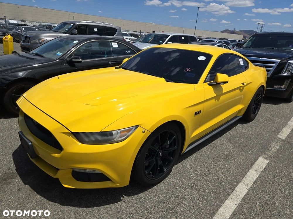 Ford Mustang 5.0 V8 GT - 1