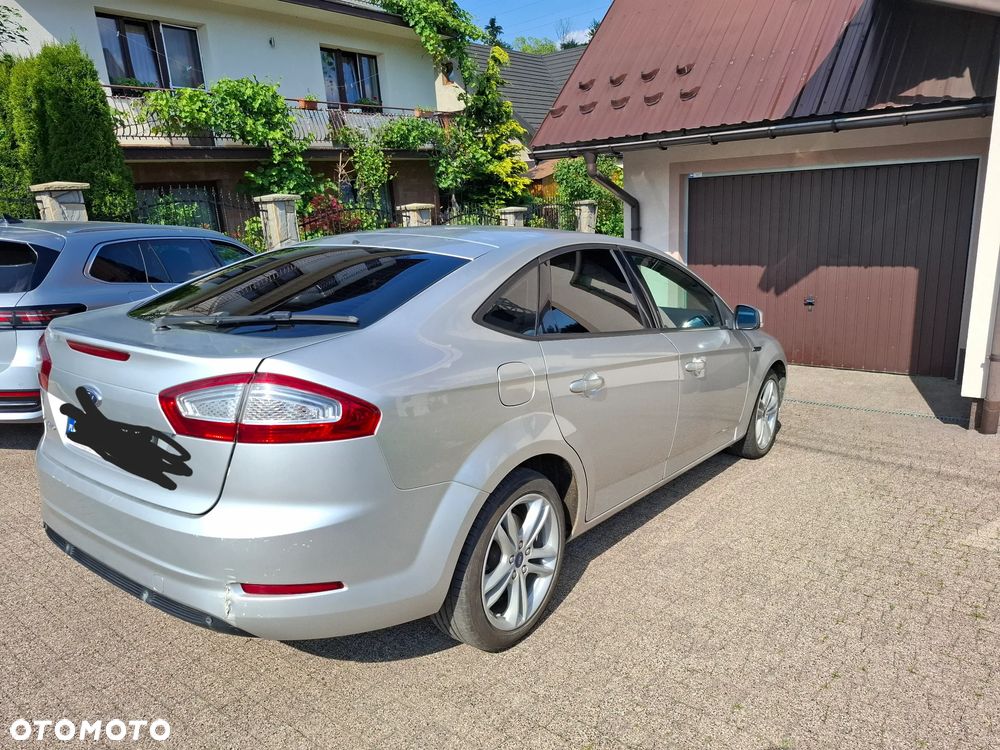 Ford Mondeo 2.0 TDCi Titanium - 4