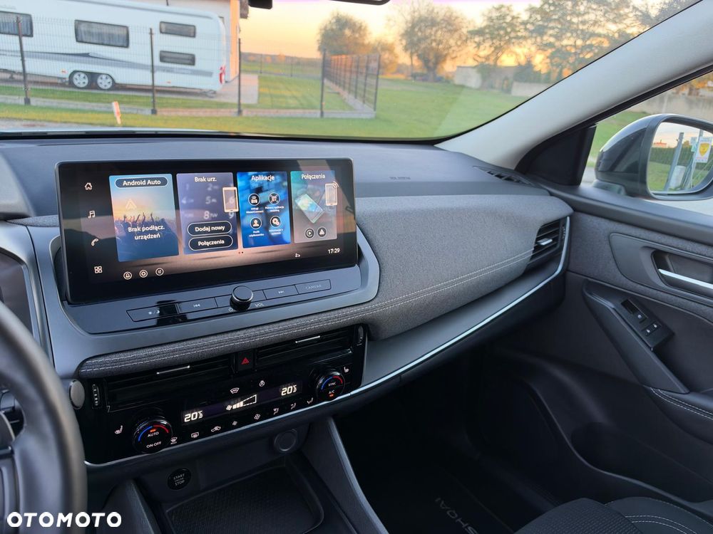 Nissan Qashqai 1.3 DIG-T mHEV Acenta Xtronic - 17