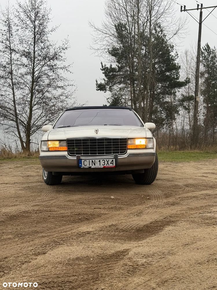 Cadillac Fleetwood 5.7 STD - 5
