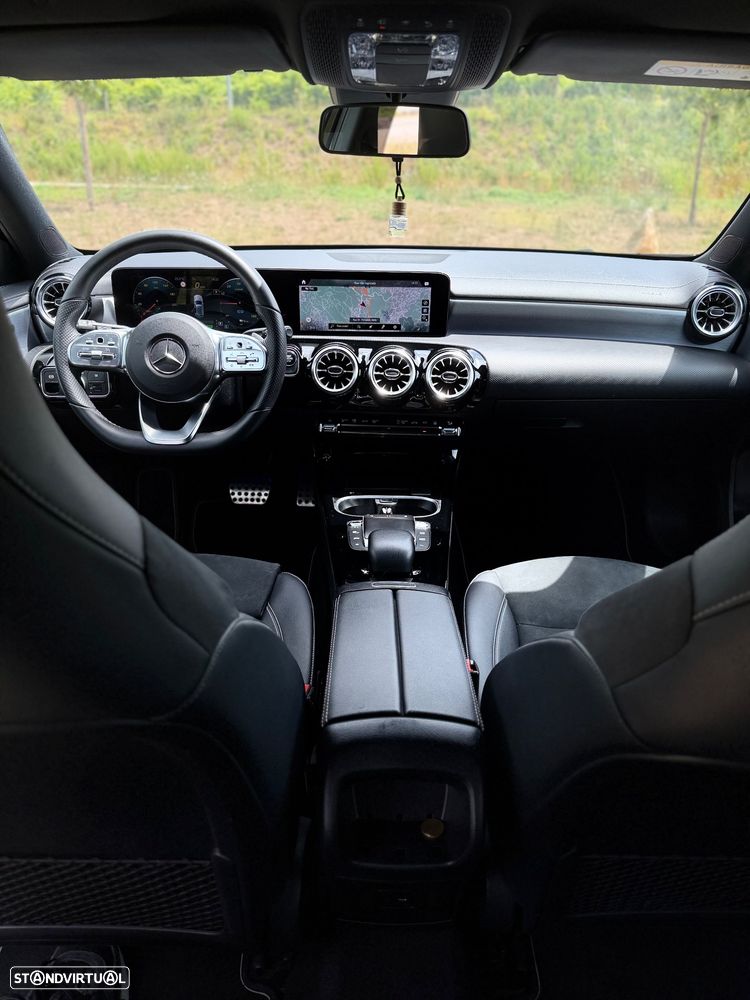 Mercedes-Benz A 250 - 12