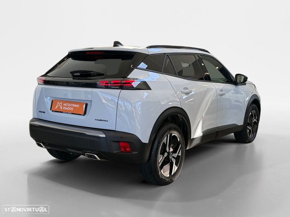 Peugeot 2008 - 4