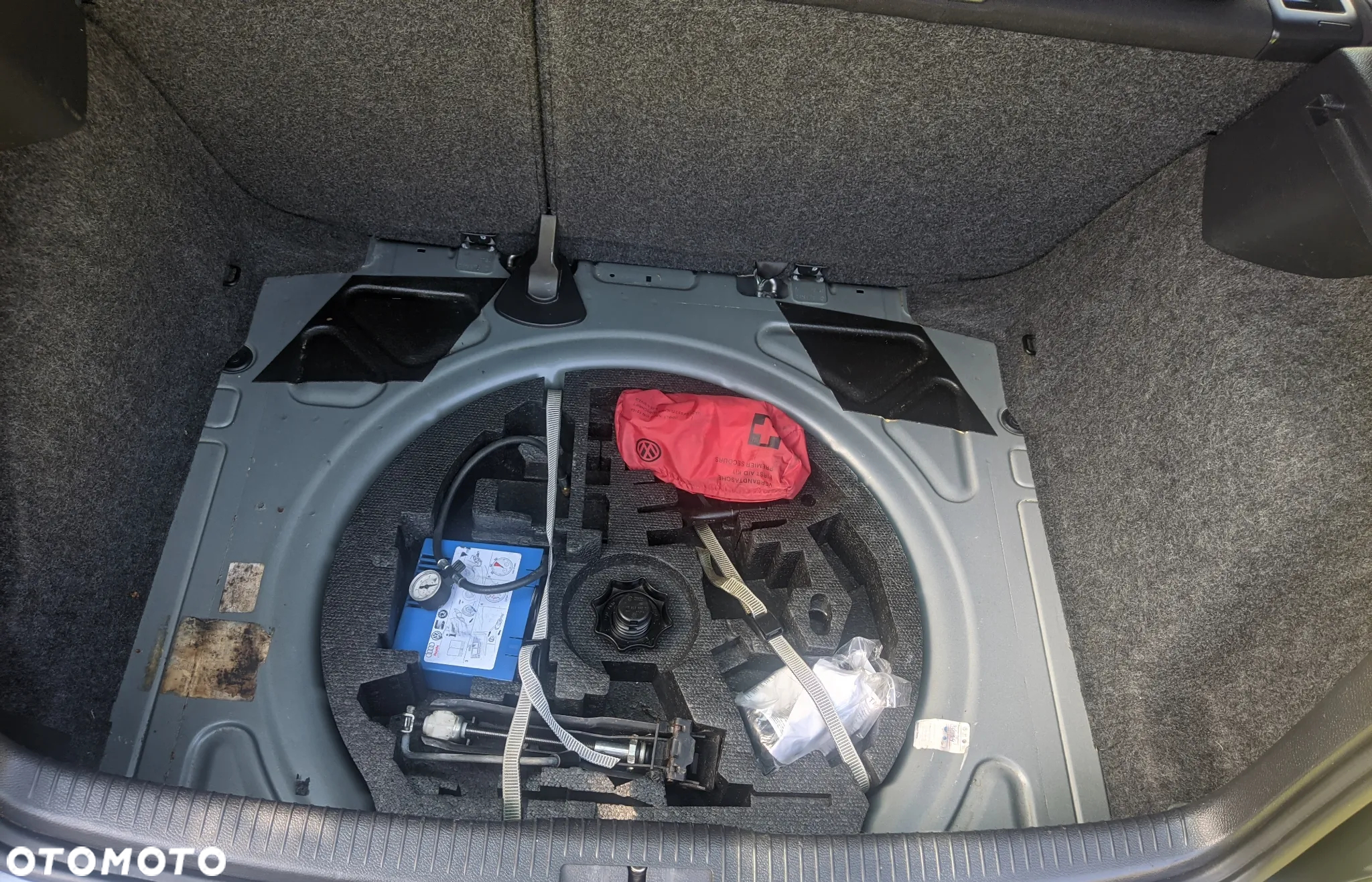 Volkswagen Golf - 18