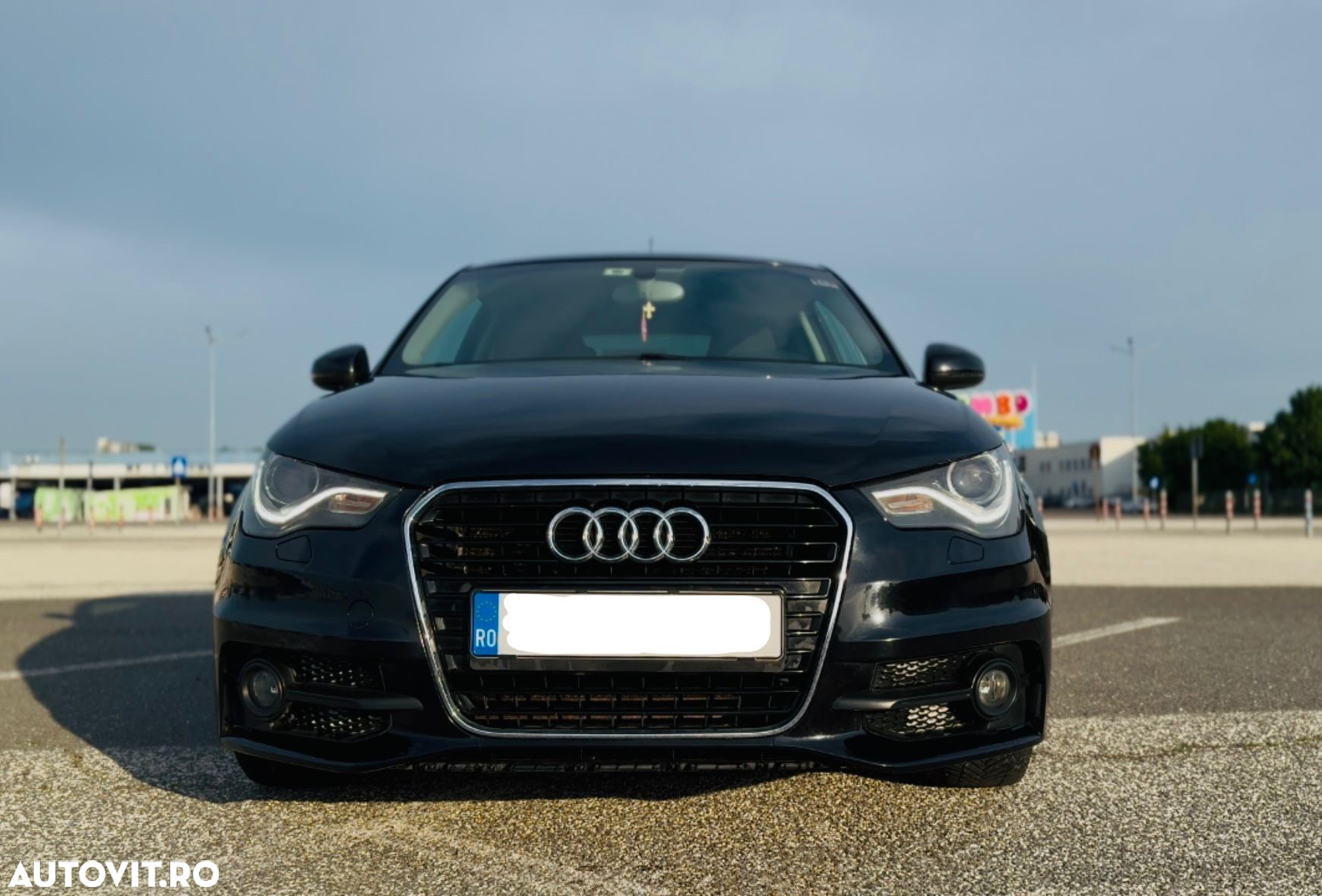 Audi A1 1.6 TDI S tronic Attraction - 2