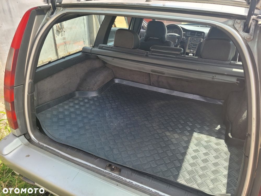 Volvo V70 - 8